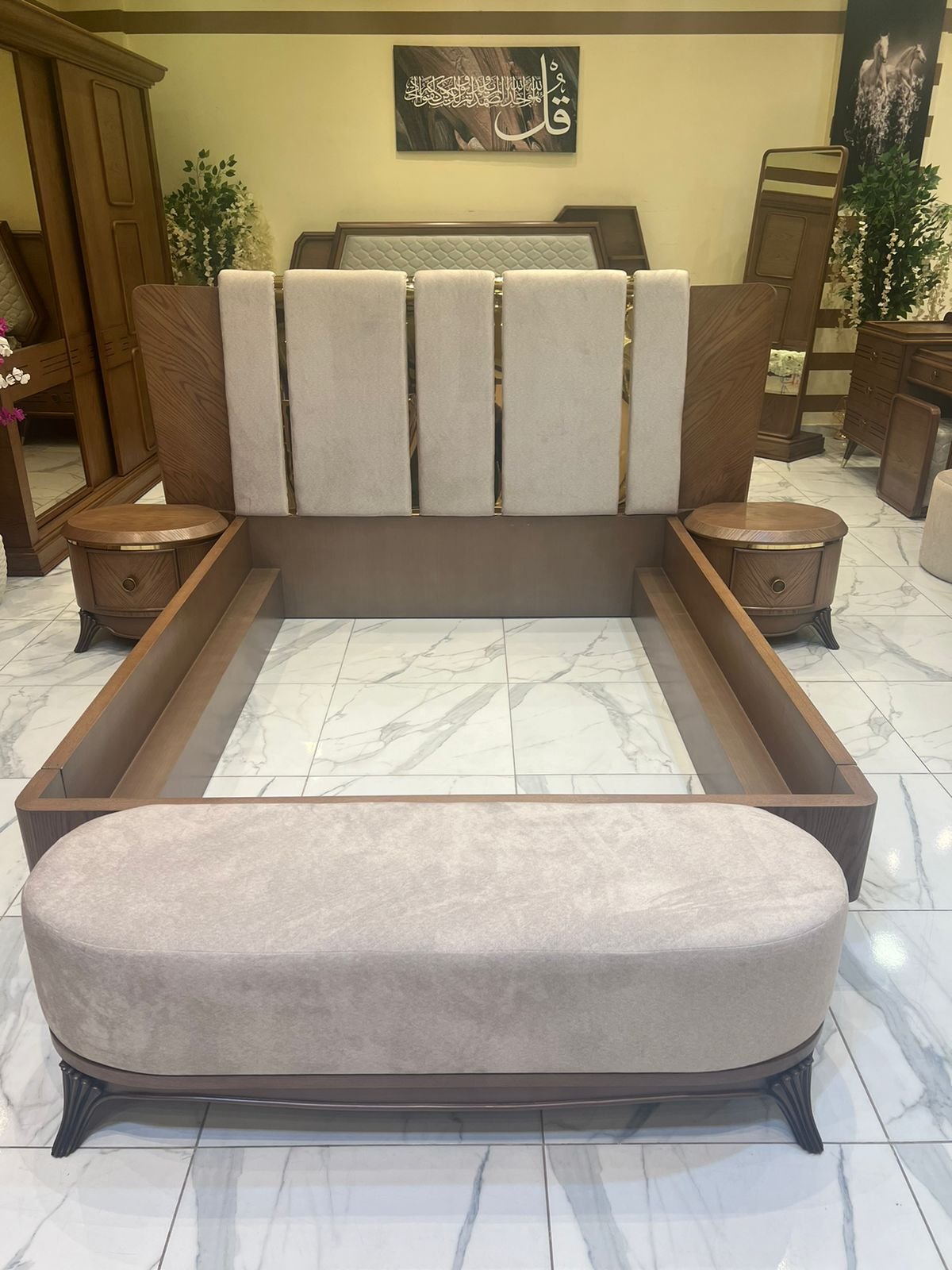 roomfurniture